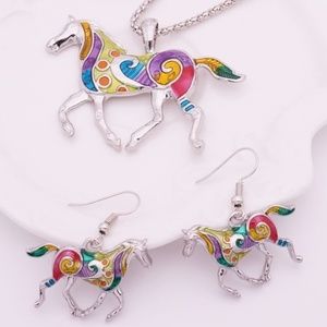 🥰Horse Necklace and Earring Set in Silver